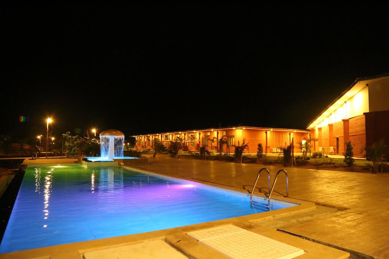 Royal Emerald River View Resort Баган Екстер'єр фото